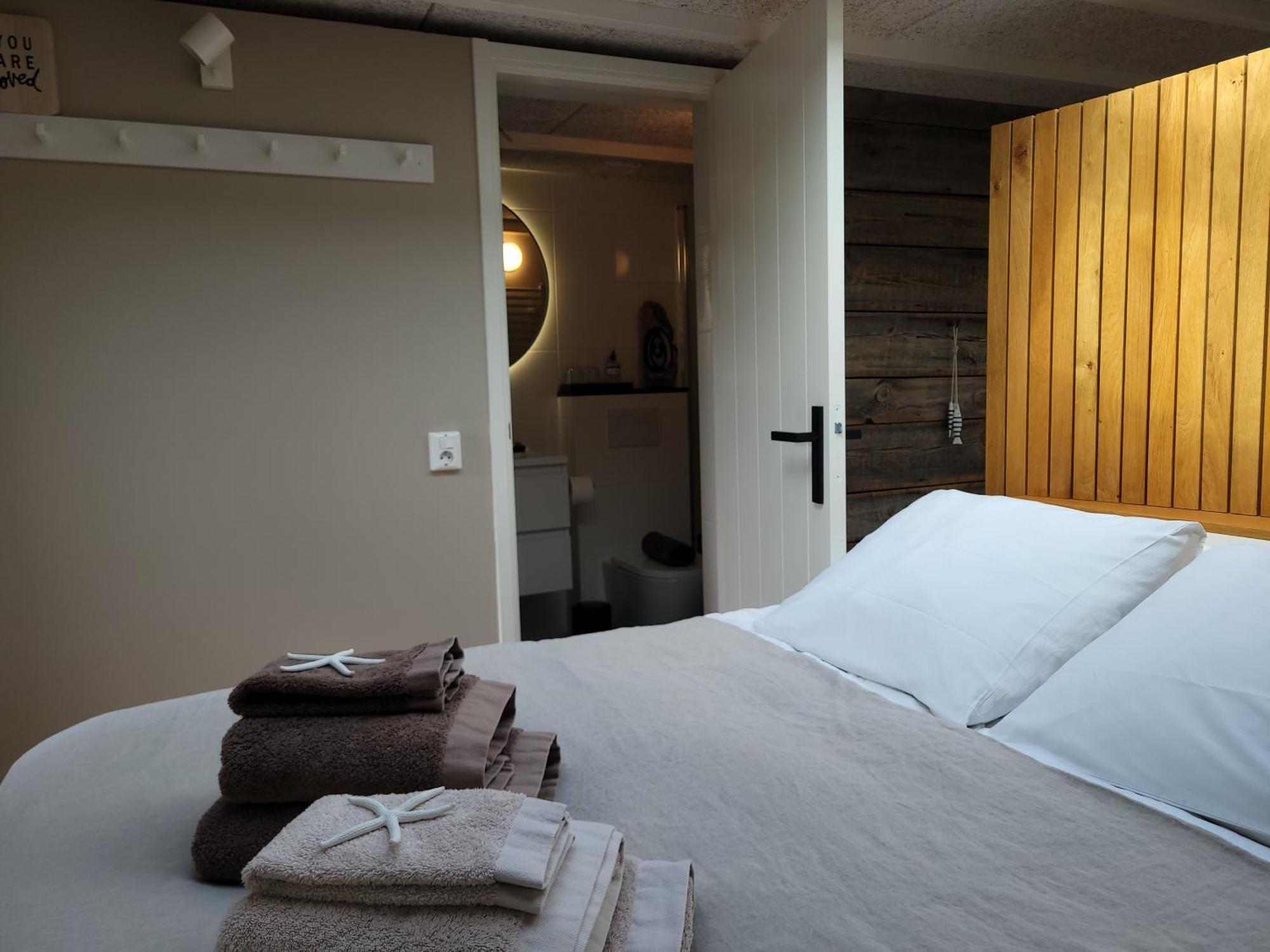 Tiny Villa De Haas Met Infraroodsauna 에크몬드안지 외부 사진