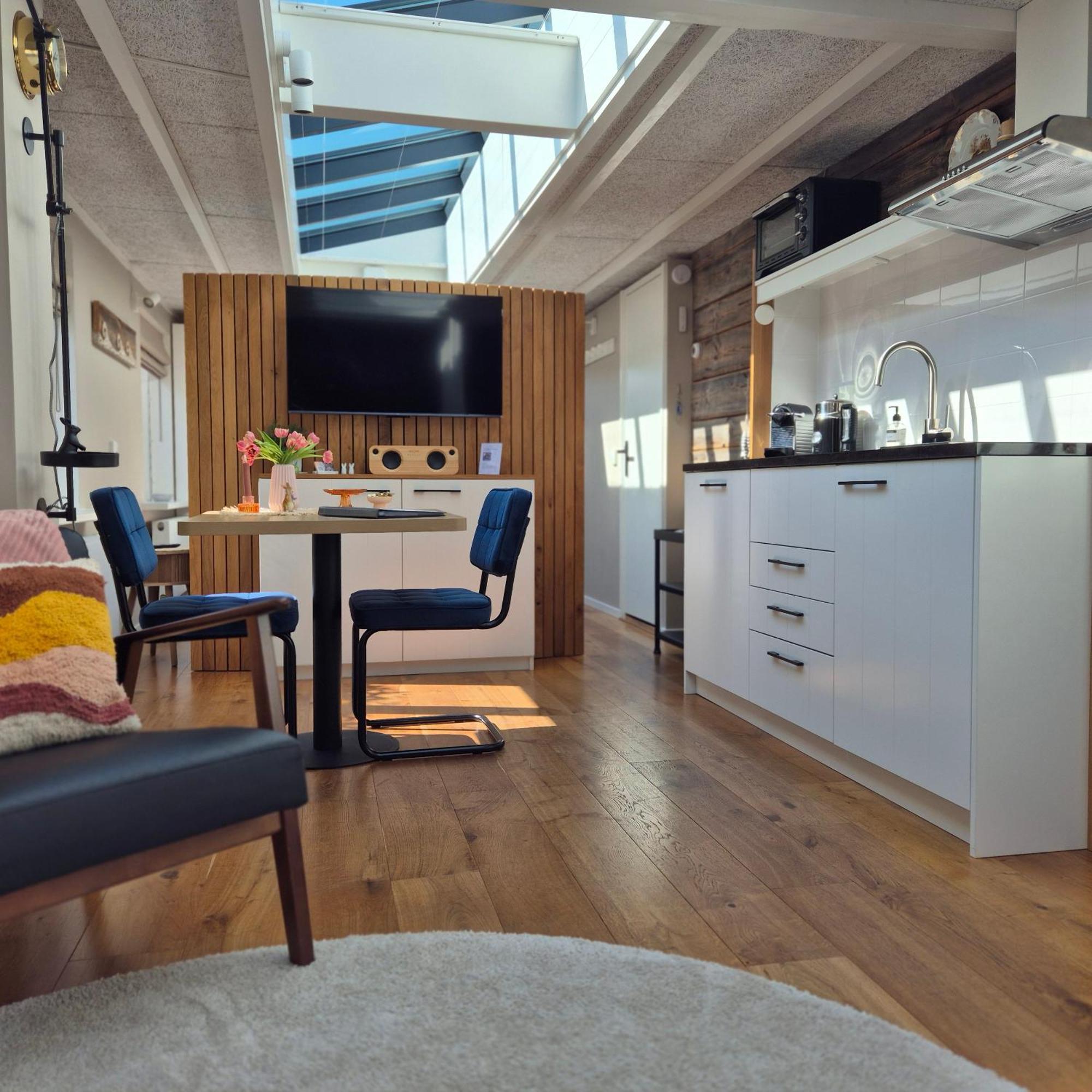 Tiny Villa De Haas Met Infraroodsauna 에크몬드안지 외부 사진